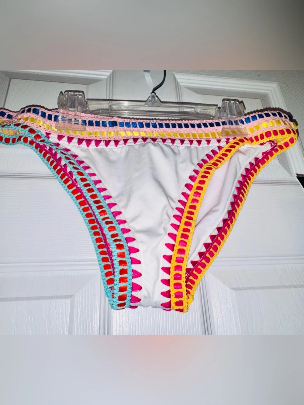 Bar III Be-Weave It NWT White Multicolor Crochet Trim 2-Piece Bikini Swimsuit L